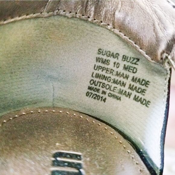 Unlisted Mary Jane style wedge shoe - Picture 4 of 6